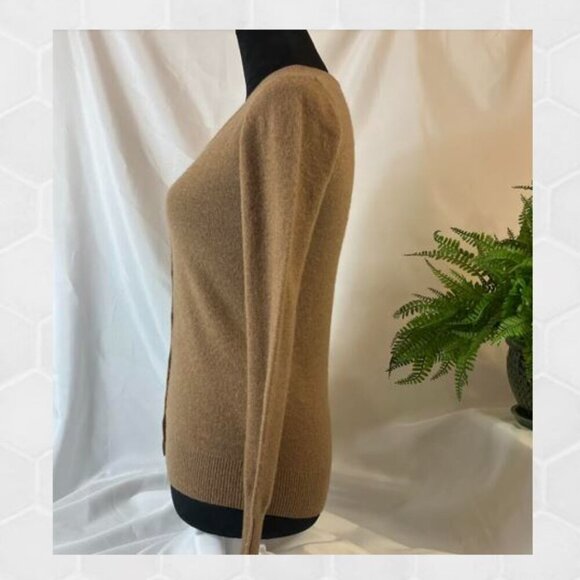Galeries Lafayette Cashmere Cardigan Size 00/XS NWOT Sustainable Social Mission - Picture 3 of 6